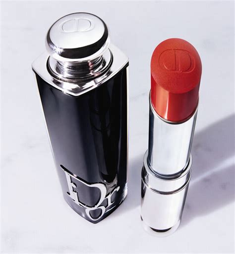 Dior Addict: glanzende en hydraterende lipstick, navulbaar 